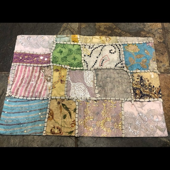 Neiman Marcus Other - NIEMAN MARCUS - placemats/table top